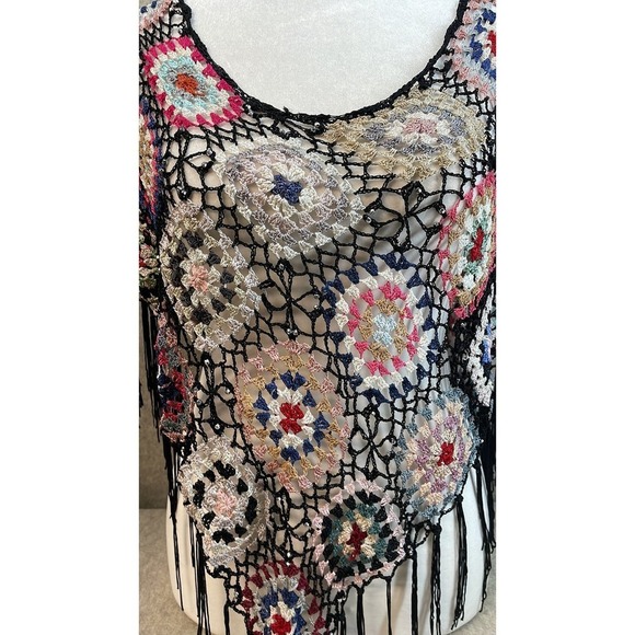 Body Central Unique Boho Crocheted Shawl One Size - Picture 2 of 7